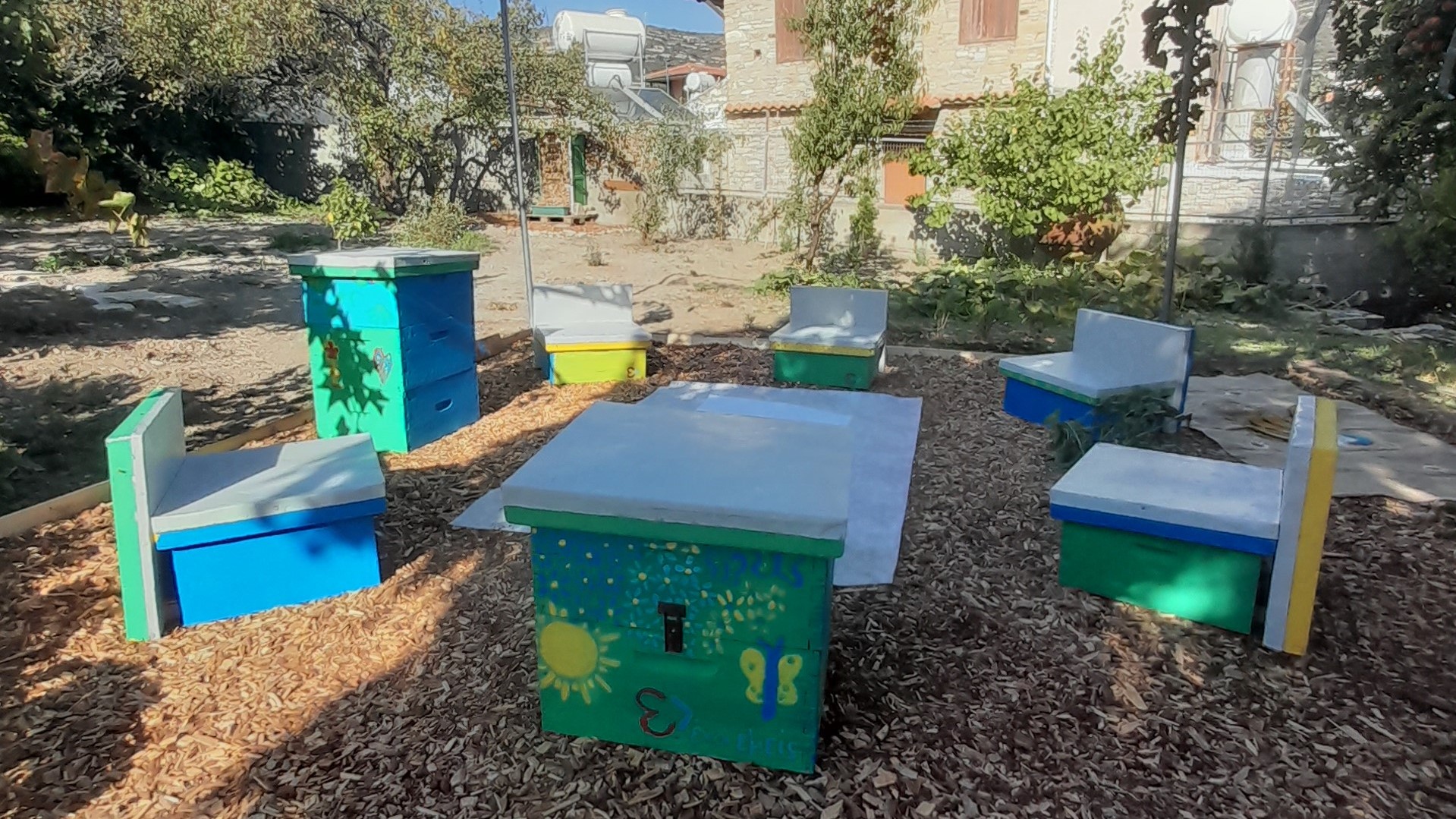 Ο νέος μελισσοφιλικός κήπος στην κοινότητα του Κάτω Δρύ (φώτο)
