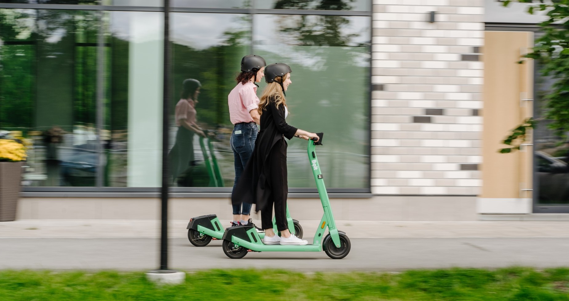 Αρχίζουν εντατικοί έλεγχοι για την ορθή χρήση των e-scooters
