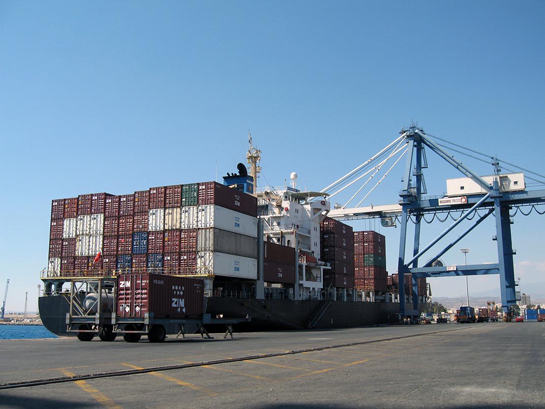 Η ΟΕΒ καταδικάζει τη στάση εργασίας των λιμενεργατών στο λιμάνι Λάρνακας