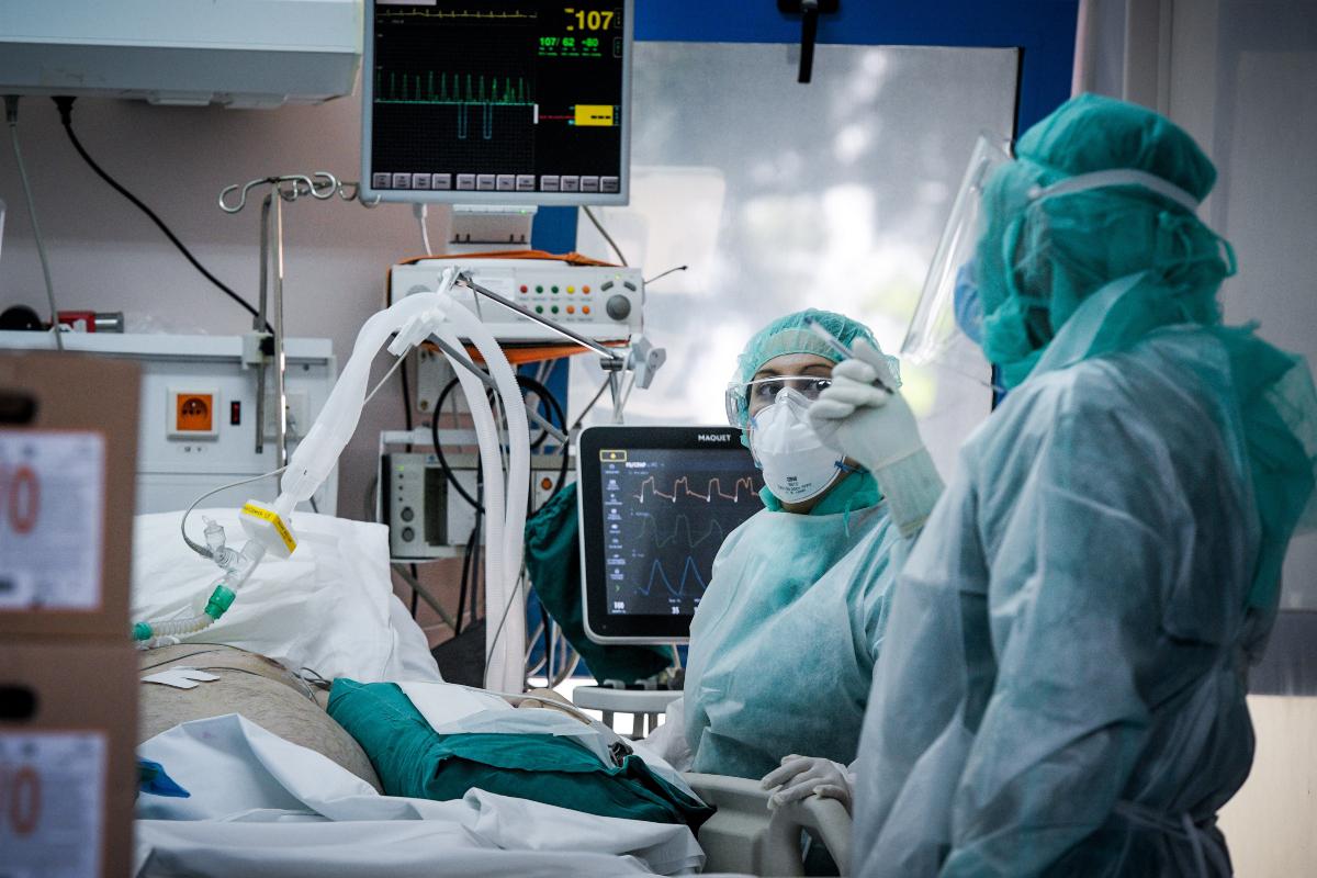Υπερπλήρεις οι μονάδες COVID-19 στο νοσοκομείο Πάφου μετά την έξαρση κρουσμάτων