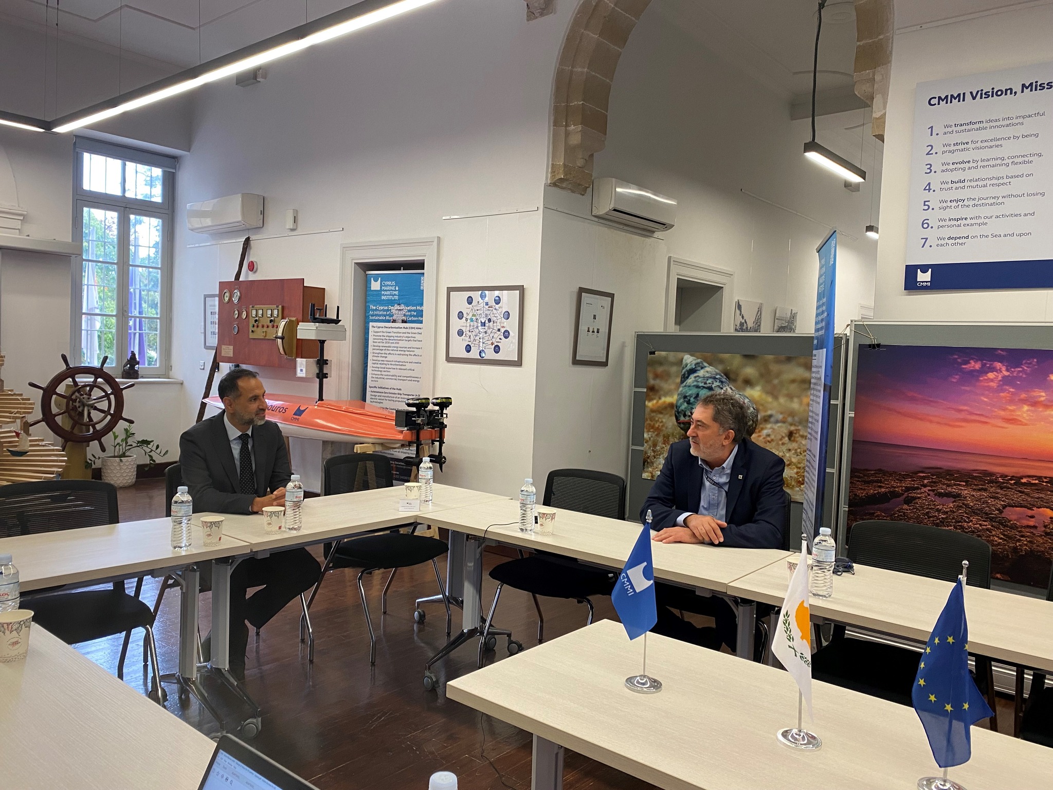 Υποστήριξη συνεργασίας Βρετανίας – Κύπρου στους τομείς θάλασσας και ναυτιλίας