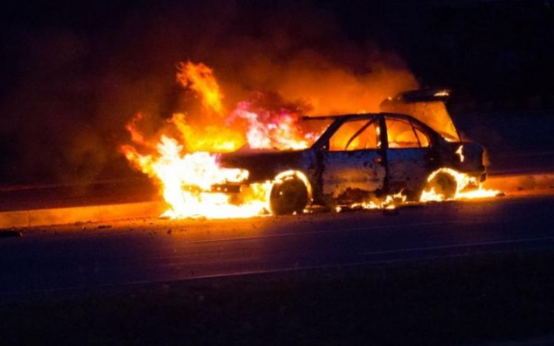 Λάρνακα: Φωτιά σε εν κινήσει όχημα