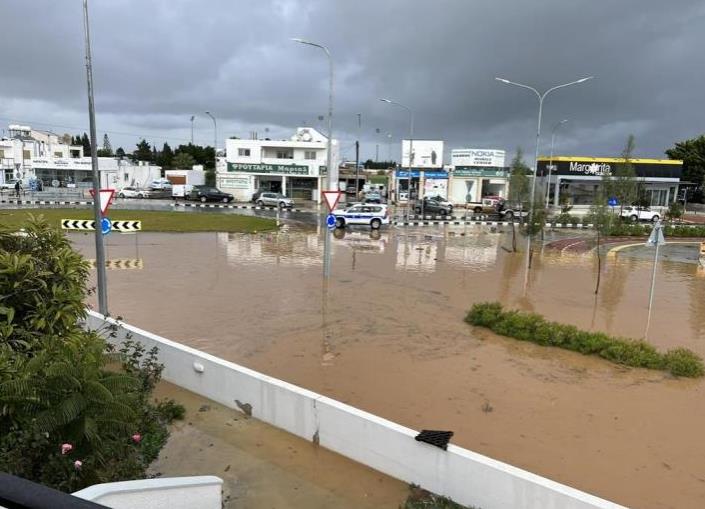 Ζημιές σε 132 υποστατικά από τις πλημμύρες σε Λάρνακα και Αμμόχωστο