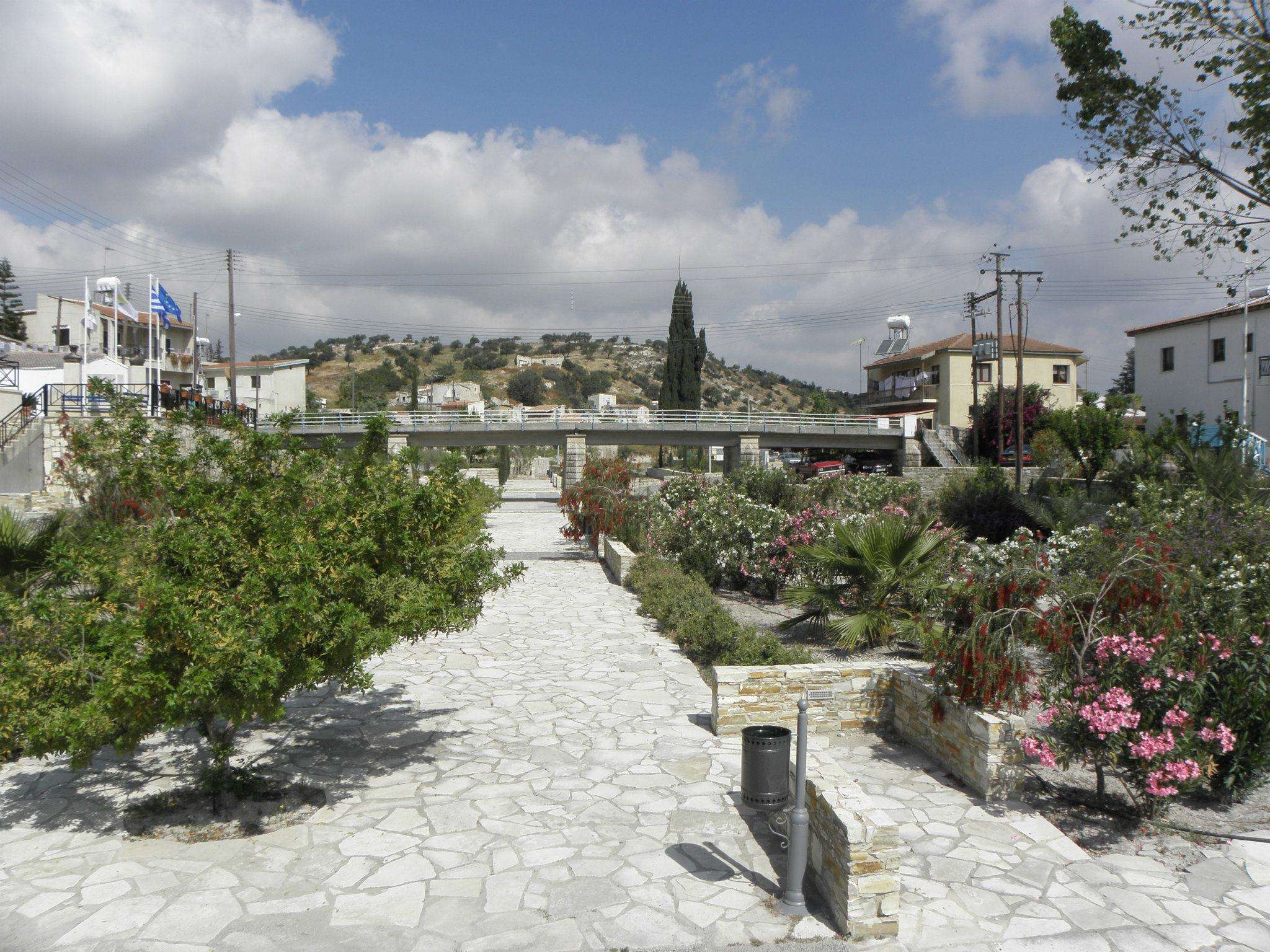 Στην ΕΤΑΠ και ο Άγιος Θεόδωρος Λάρνακας