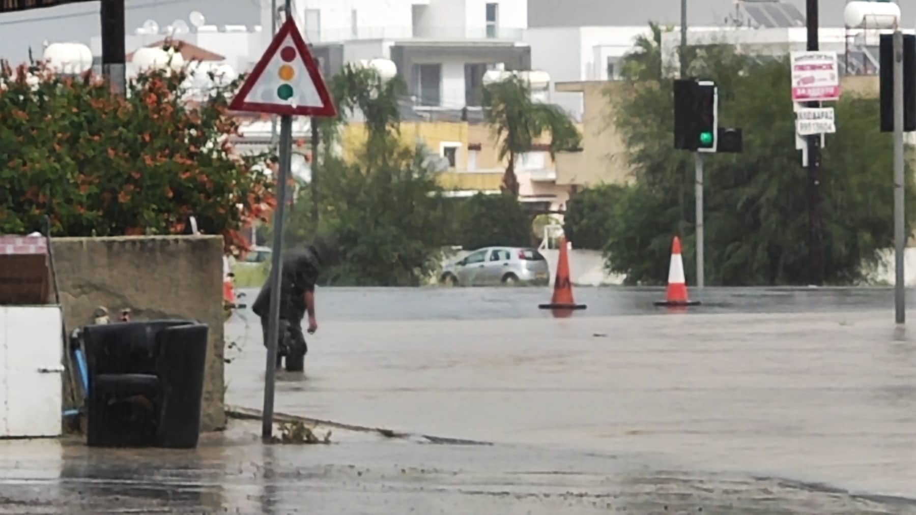 Συστάσεις Πολιτικής Άμυνας προς το κοινό για ελαχιστοποίηση των αρνητικών συνεπειών από έντονες βροχοπτώσεις