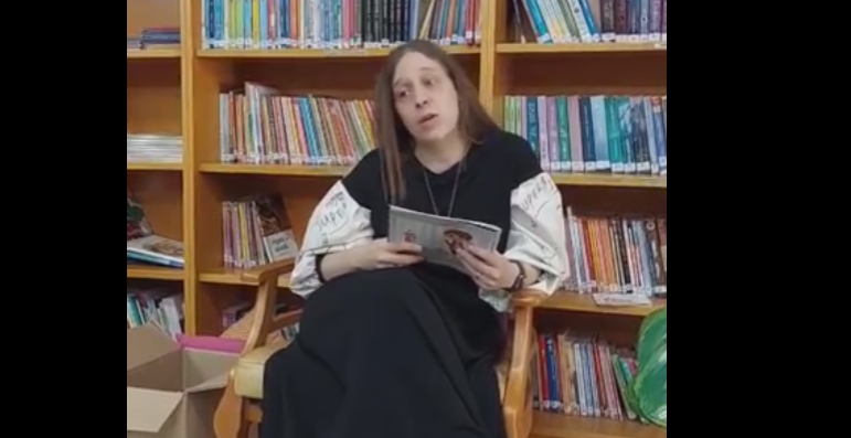 Η Σόνια Γεωργιάδου, συγγραφέας στις εκπαιδευτικές Δράσεις της Δημοτικής Βιβλιοθήκης Αραδίππου (βίντεο)