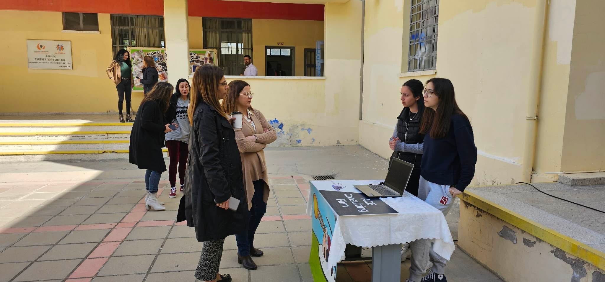 Εκδήλωση με αφορμή τον θεσμό “Παγκόσμια Εβδομάδα Χρήματος” στο Λύκειο Αγίου Γεωργίου Λάρνακας