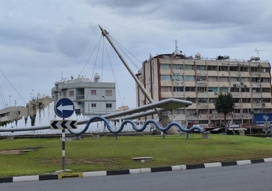 Επικίνδυνα κτήρια και εγκατάλειψη στη Μακαρίου Λάρνακας (φώτο)