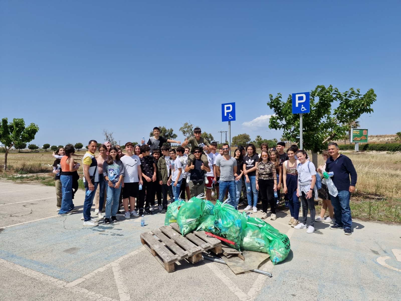 Ενημέρωση μαθητών στις Αλυκές Λάρνακας και καθαρισμός της περιοχής Μακένζι