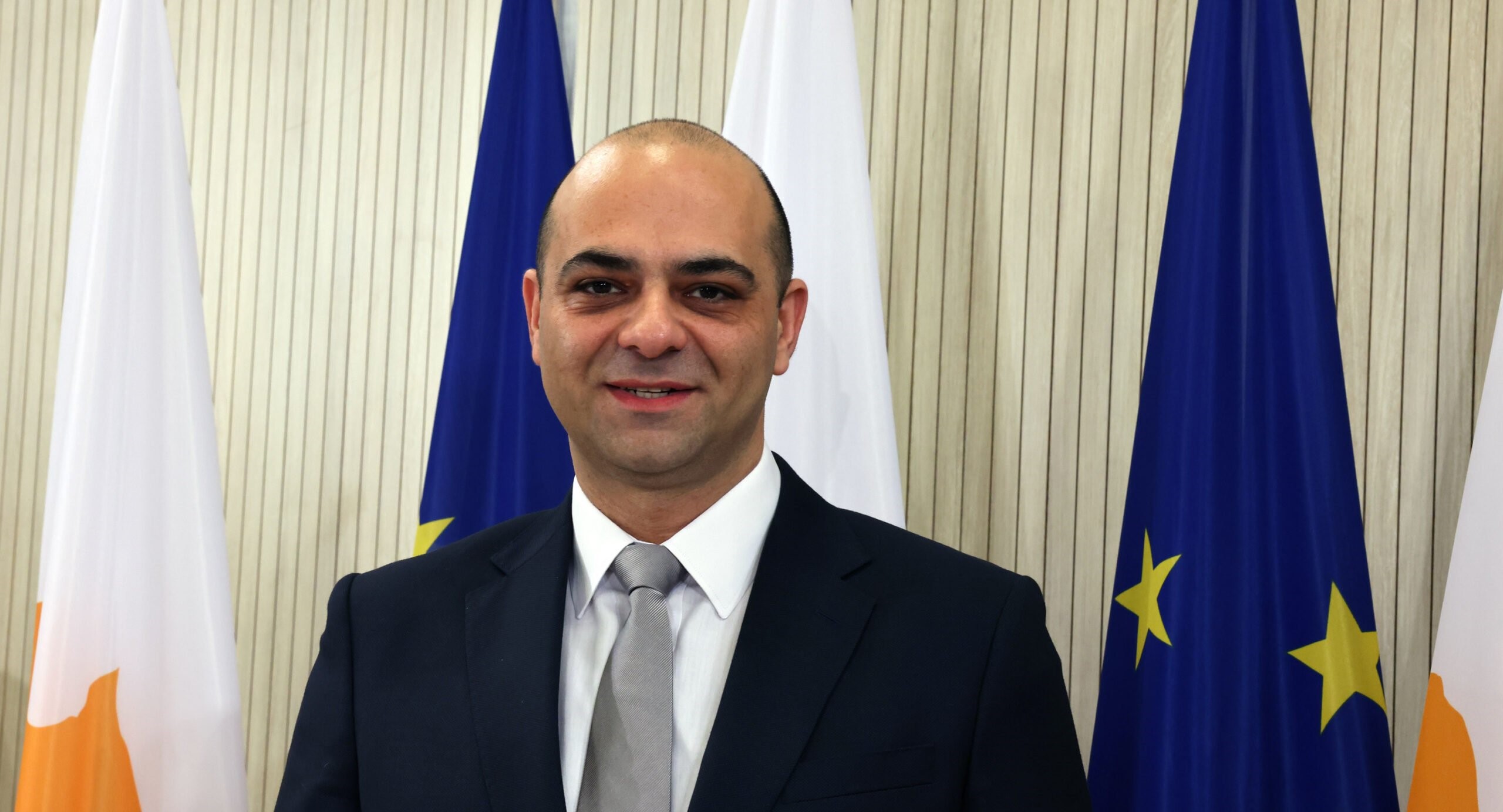 Υγιείς συνθήκες εργασίας για όλους είπε ο Υπουργός Εργασίας
