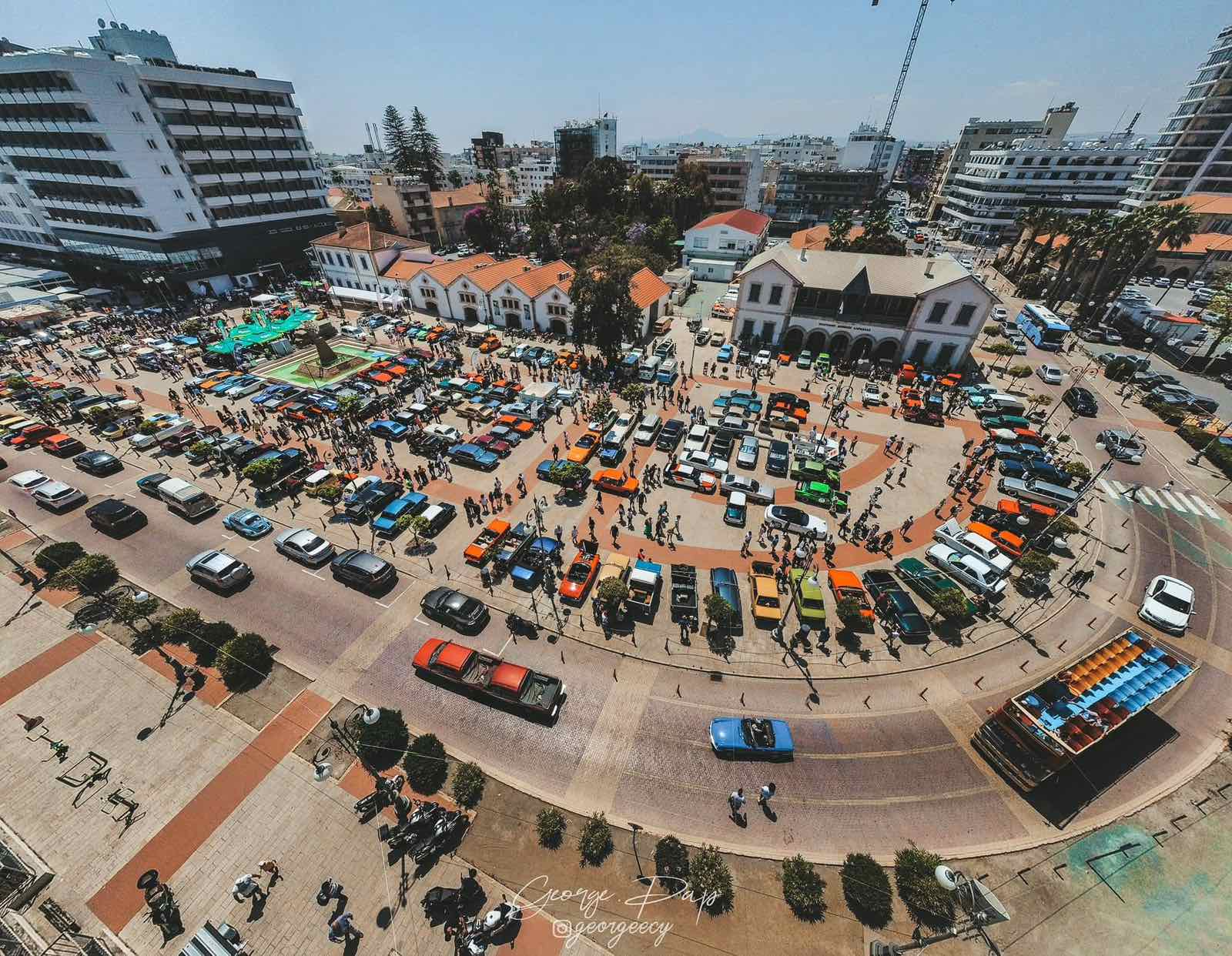 Το 4ο Φιλανθρωπικό Φεστιβάλ Κλασικού Αυτοκινήτου στη Λάρνακα στέφθηκε για ακόμη μια χρονιά με απολύτη επιτυχία (βίντεο – φώτο)