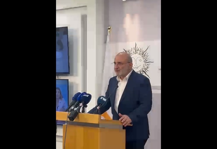 Χωρίς τίτλο