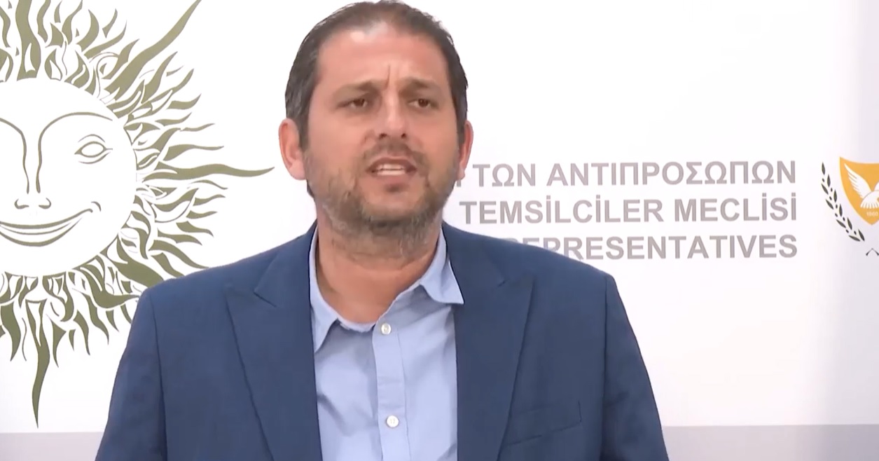 Χωρίς τίτλο