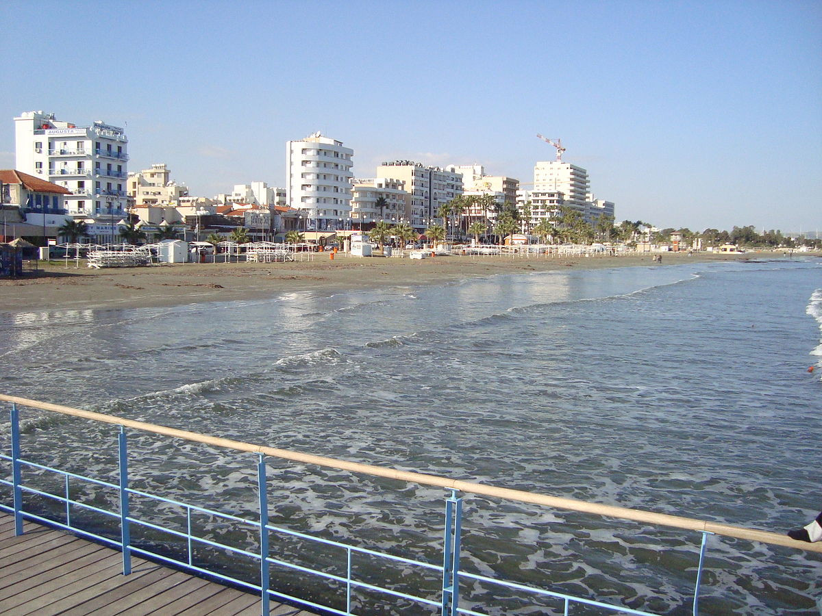 1200px-Larnaca_by_the_sea