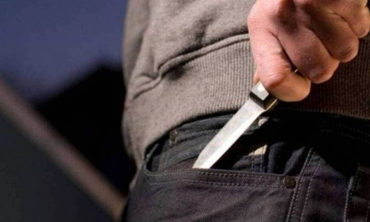 Συνελήφθη 54χρονος: Λήστεψε κατάστημα οπτικών και έβγαλε μαχαίρι κατά 27χρονου
