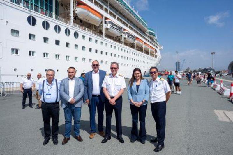Έναρξη δρομολογίων του Rhapsody of the Seas στην Κύπρο