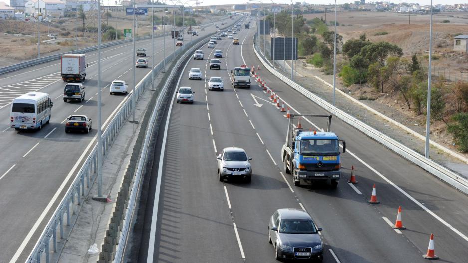 Λεωφορειολωρίδα από τις 4 Σεπτεμβρίου στην είσοδο της Λευκωσίας