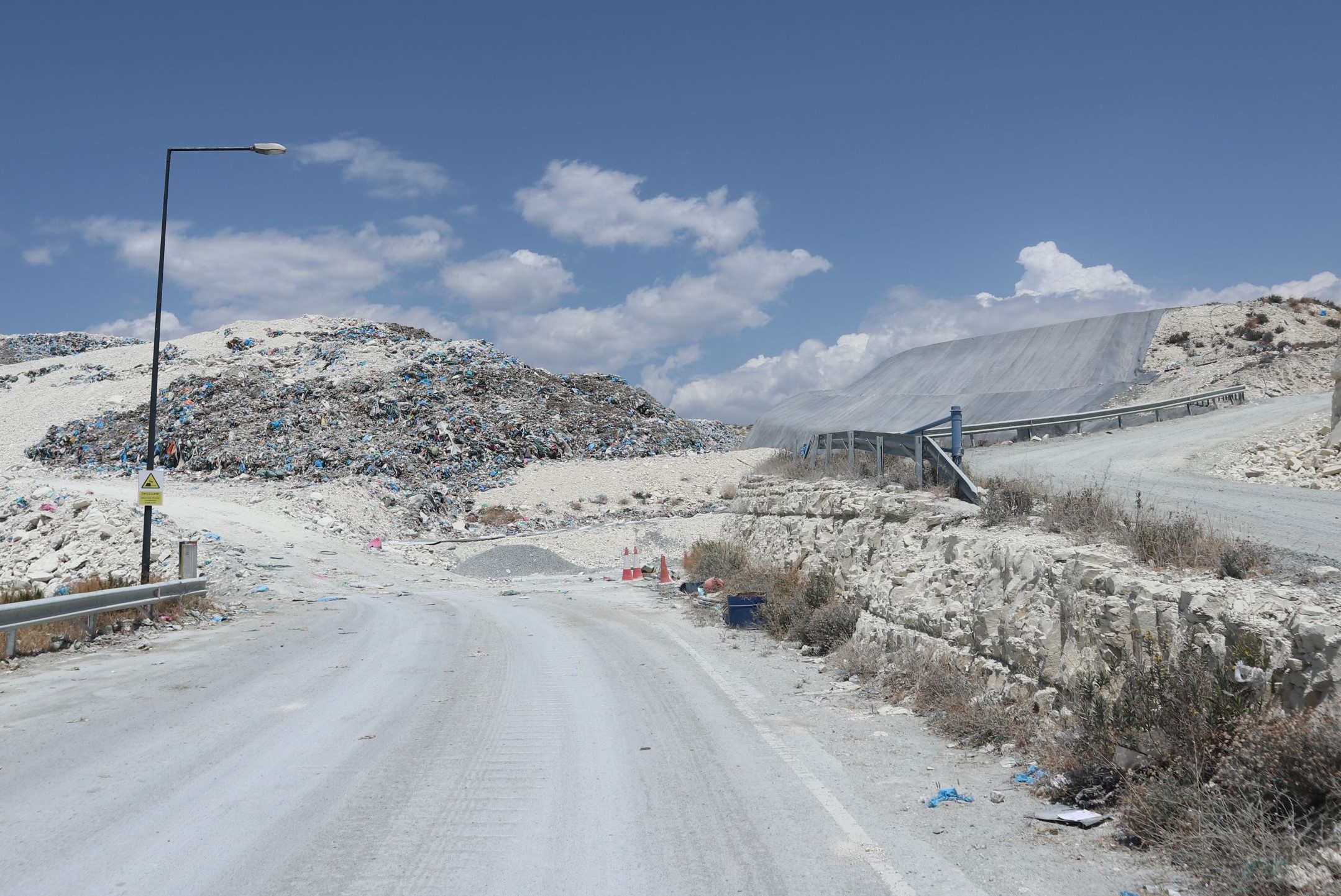 Στο Προεδρικό οι ελπίδες για «ειρήνη» στο Βασιλικό