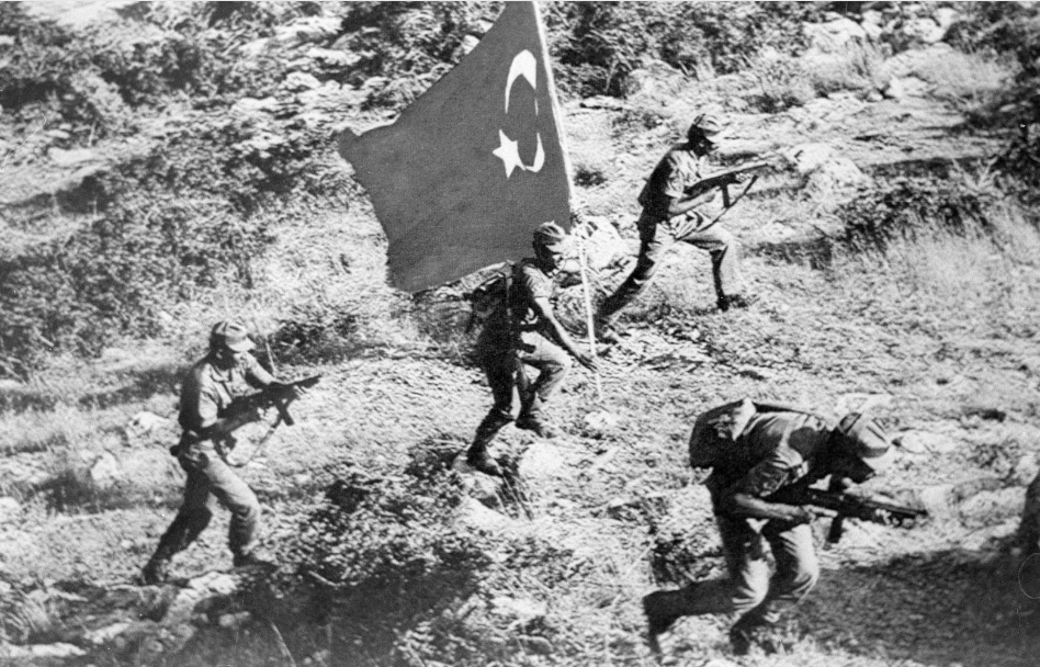 Ο τουρκικός στρατός έφερε ειρήνη στην Κύπρο ισχυρίζεται ο Ουστέλ