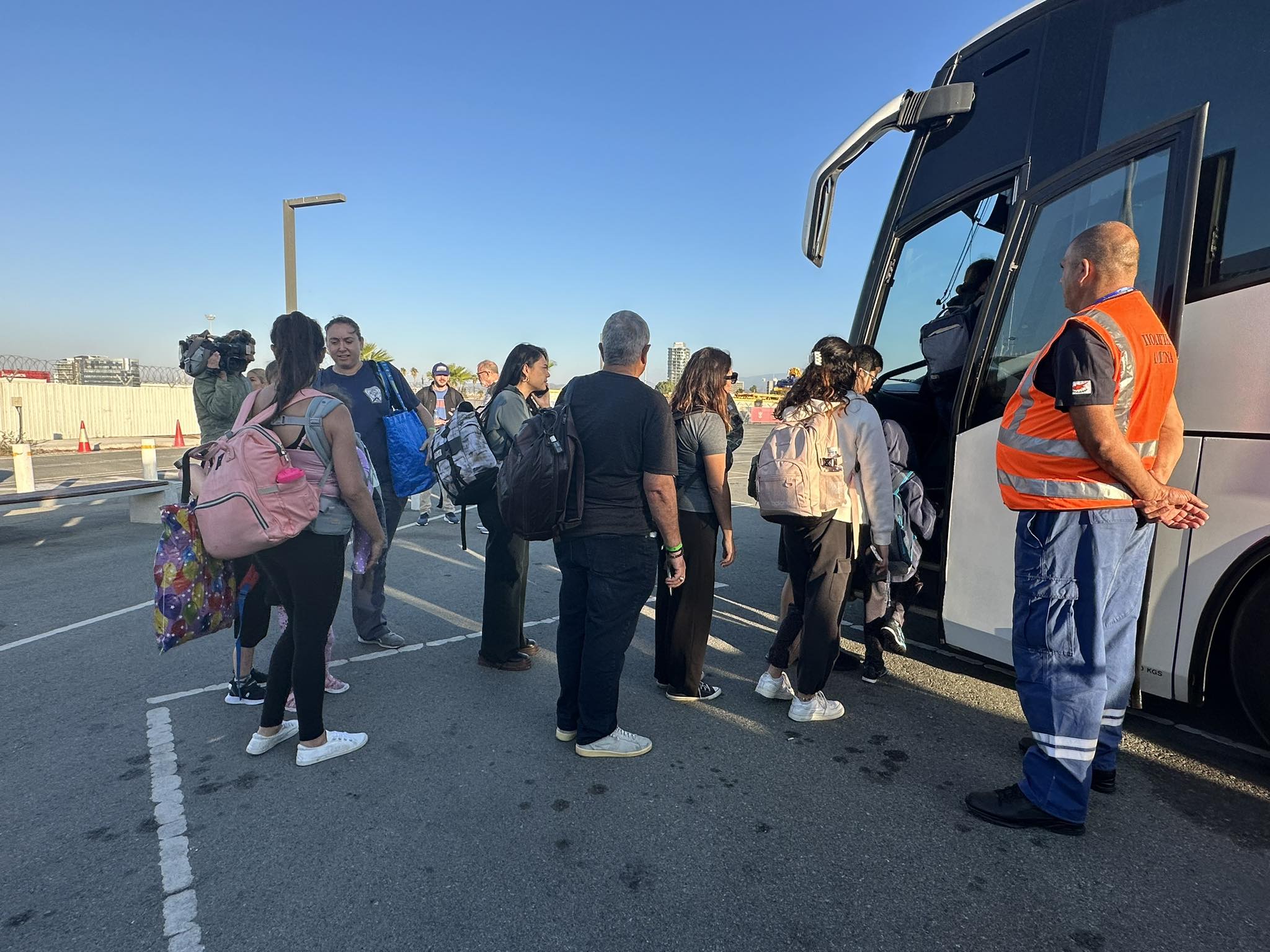 Θα επιστρέψουν Ισραήλ μόλις είναι ασφαλές, λένε Αμερικανοί – Σε χώρο φιλοξενίας μεταφέρθηκαν περίπου 100 άτομα