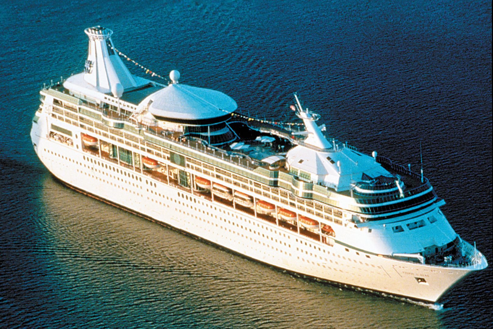 Στη Λάρνακα το κρουαζιερόπλοιο “Rhapsody of the Seas”