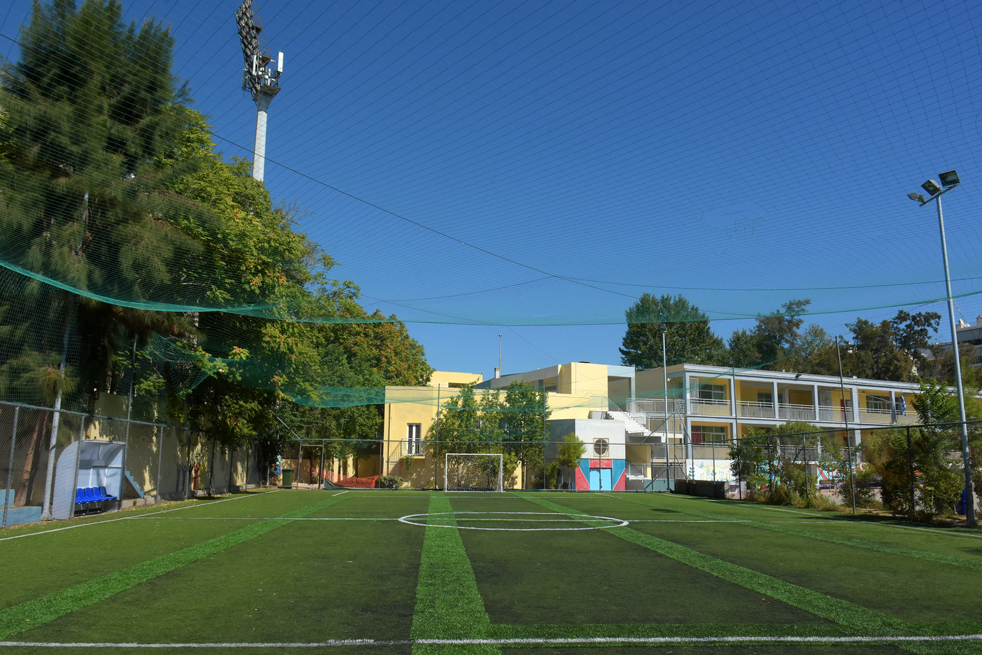 Βελτίωση αθλητικών υποδομών στα σχολεία ζητά η Επιτροπή Παιδείας