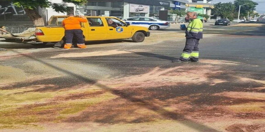Οδηγοί προσοχή: Χύθηκε πετρέλαιο σε δρόμο στη Λεμεσό – Στο σημείο συνεργεία καθαρισμού