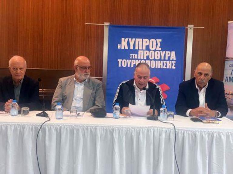 Παρουσιάστηκε στη Λάρνακα το βιβλίο «Η Κύπρος στα πρόθυρα της Τουρκοποίησης»