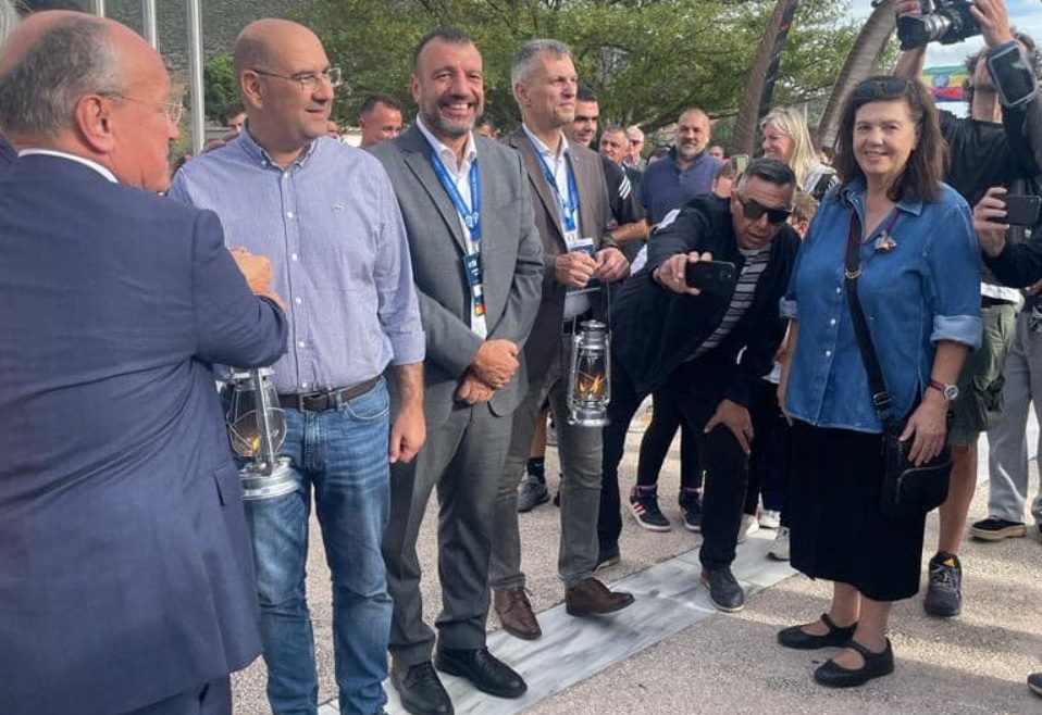 Χωρίς τίτλο