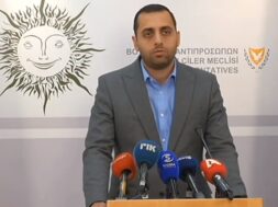 Χωρίς τίτλο