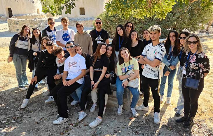 302-0.LEFKARA-ITALIA