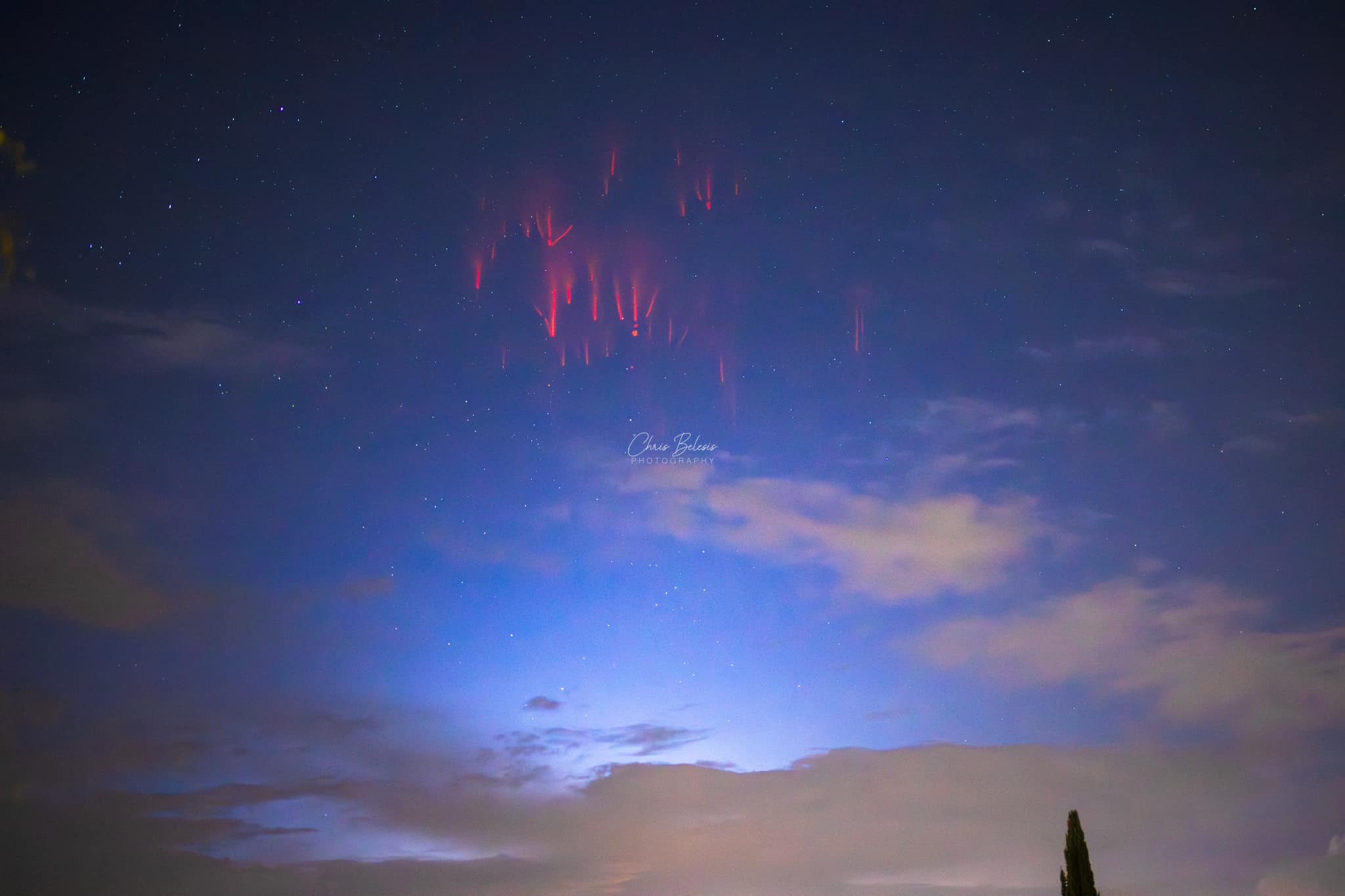 Εντυπωσιακές εικόνες στον ουρανό της Κύπρου από το σπάνιο φαινόμενο Red Sprites