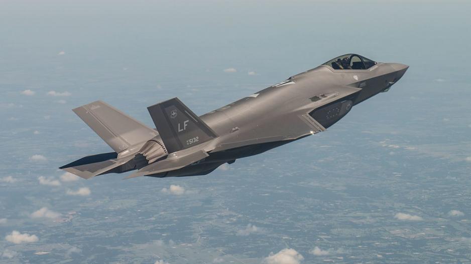 f35