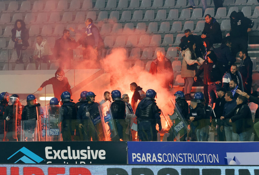 Η ώρα των αποφάσεων για τη βία στα γήπεδα, όλα τα σενάρια ανοιχτά