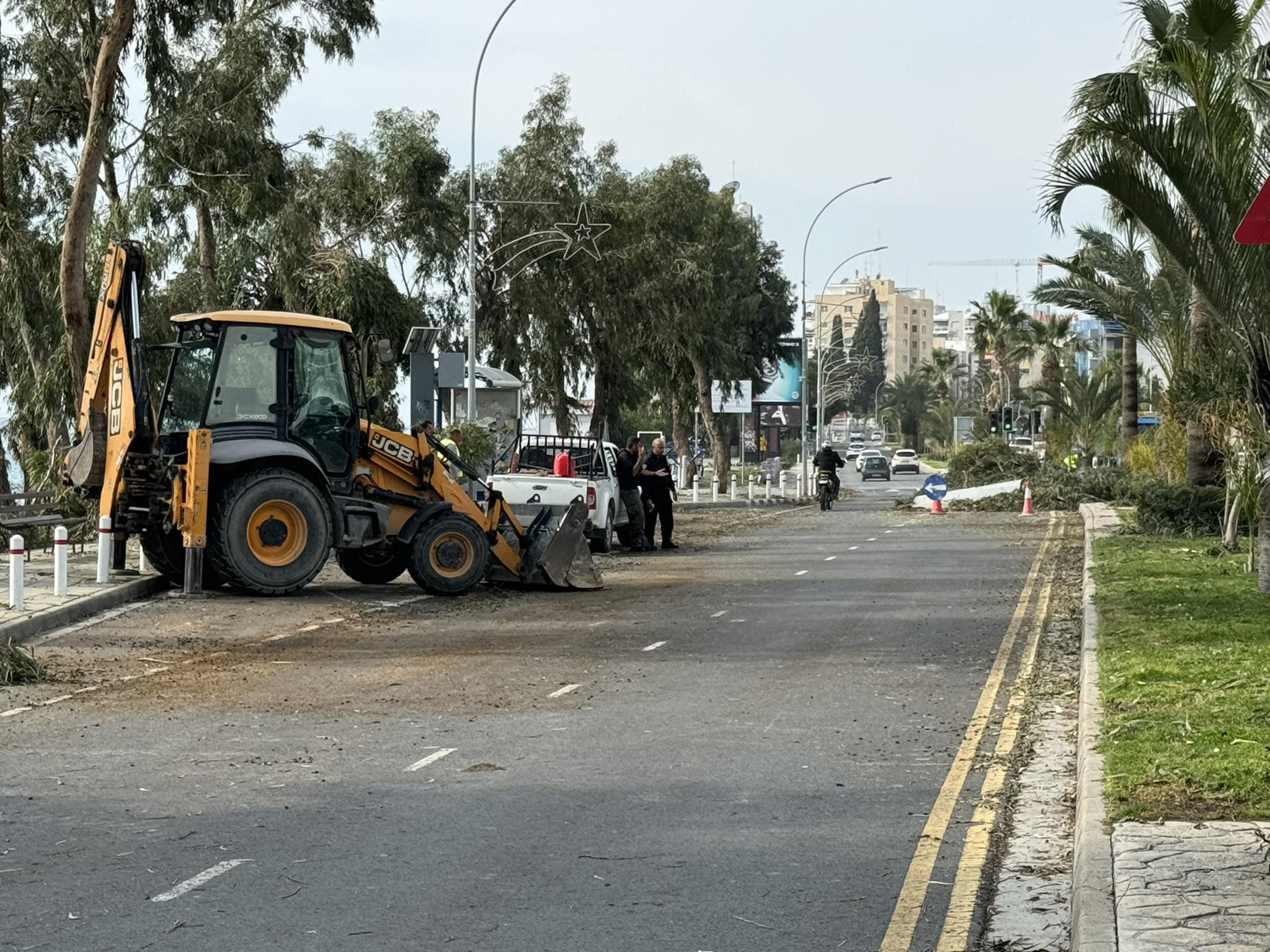 Στις 167 οι κλήσεις ανθρώπων που επλήγησαν από τη θεομηνία, αναμένεται αύξηση