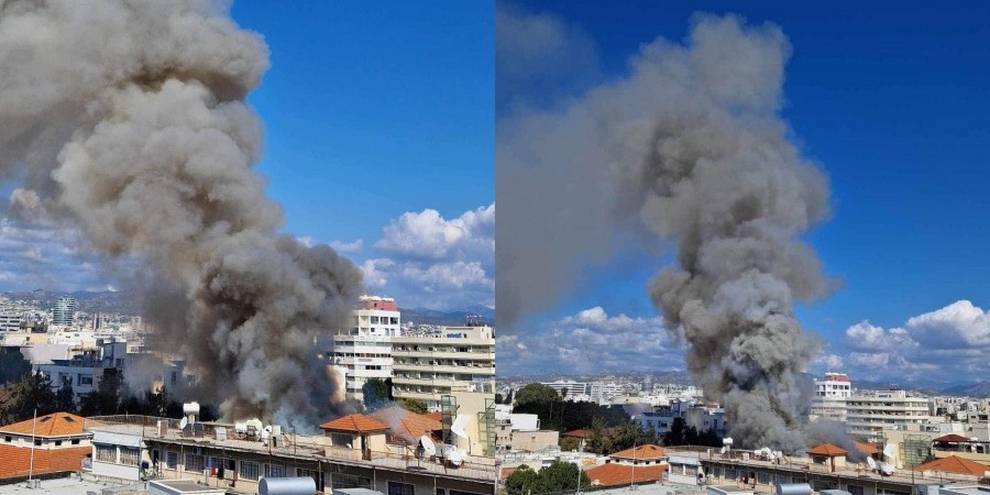 ΕΚΤΑΚΤΟ: Μαίνεται πυρκαγιά στο κέντρο της Λεμεσού (φώτο)