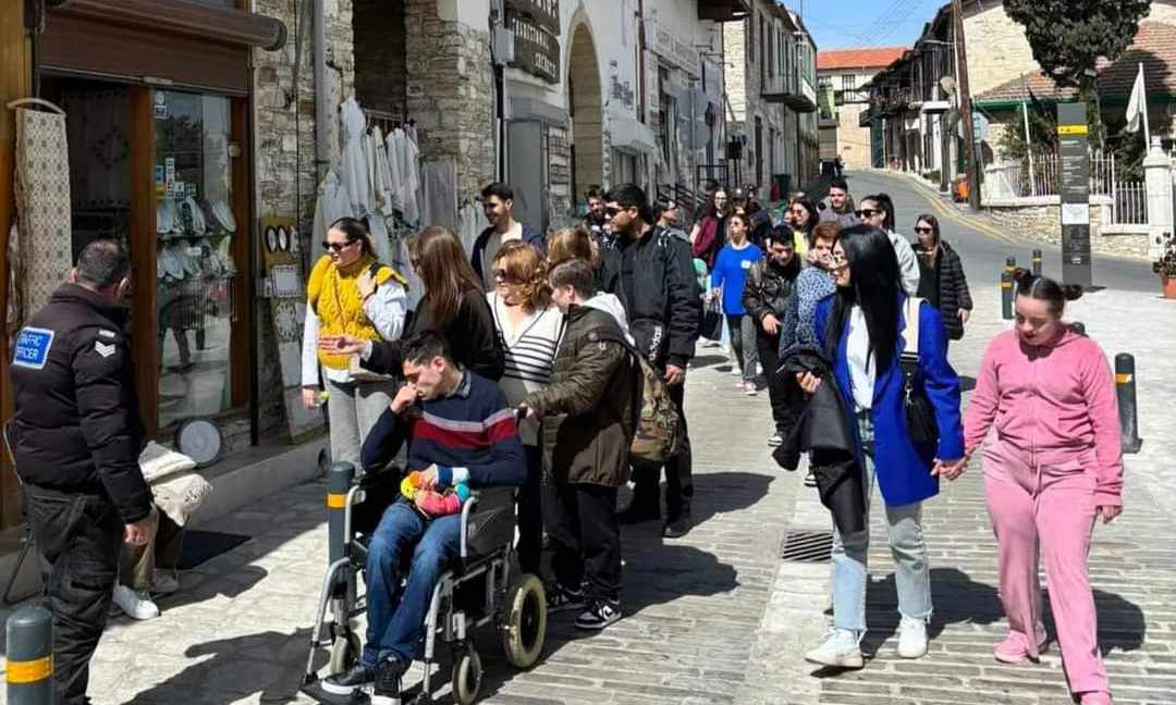 Στα Λεύκαρα η εκδρομή με την επωνυμία “Ελπίδα” που διοργάνωσε η Νεολαία της ΕΔΕΚ Λάρνακας για το Φιλανθρωπικό Ίδρυμα Δικαίωμα Ελπίδα