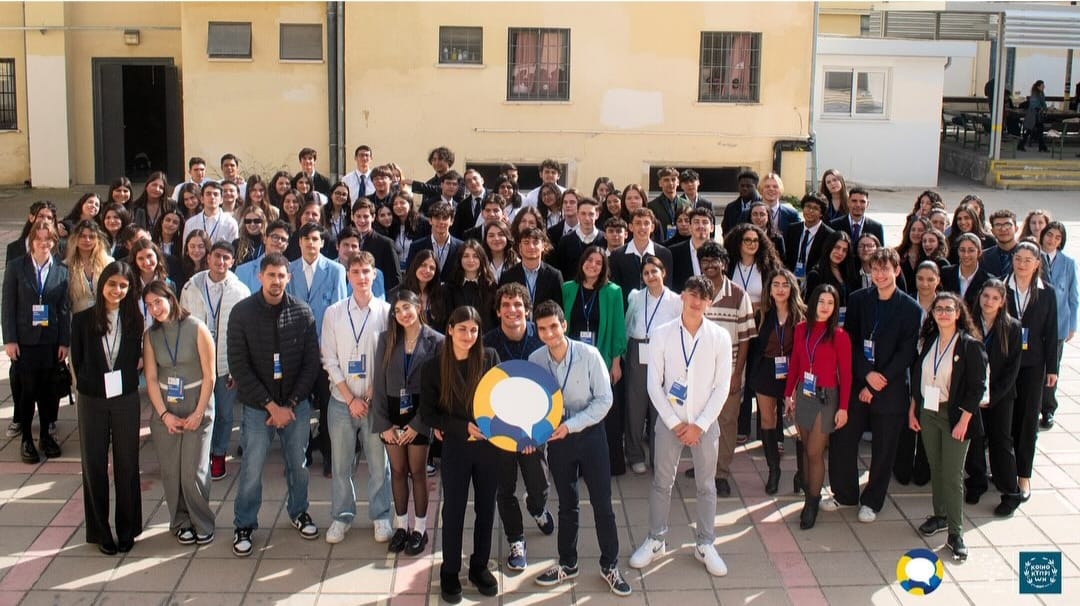 Το Λύκειο Αγίου Γεωργίου Λάρνακας, φιλοξένησε για πρώτη φορά την ετήσια Συνδιάσκεψη Προεπιλογής του Ευρωπαϊκού Κοινοβουλίου Νέων Κύπρου