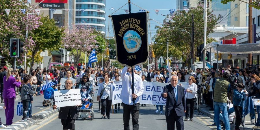 Ρίγη συγκίνησης με τη συμμετοχή της Χαρίτας Μάντολες στην παρέλαση στη Λεμεσό