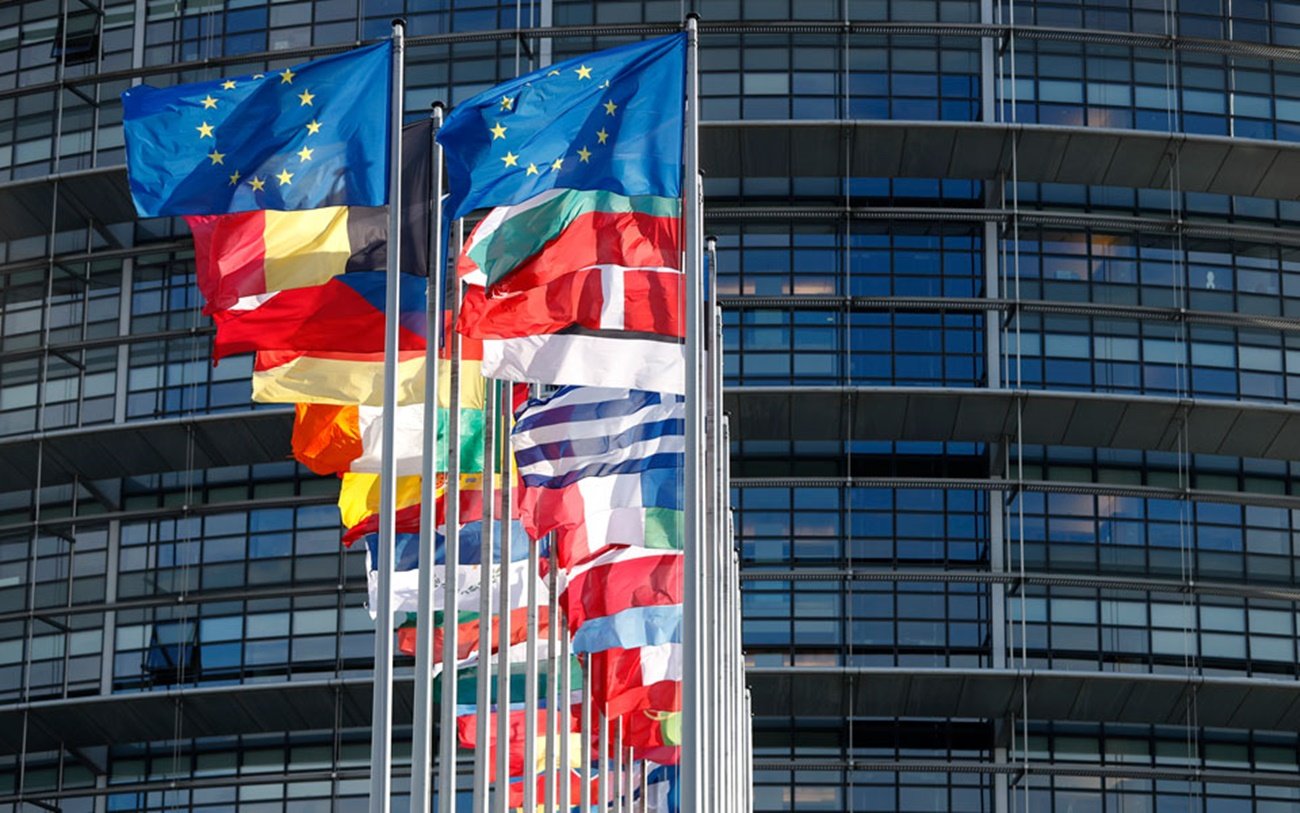 Ευρωβαρόμετρο: Προτεραιότητα για τους πολίτες ο κοινωνικός χαρακτήρας της ΕΕ