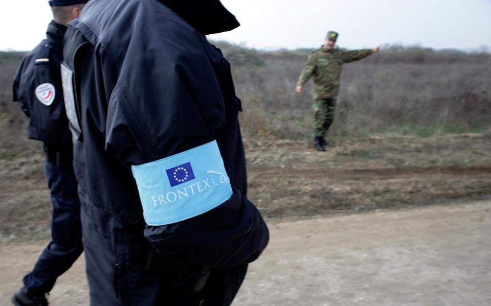 Επαναπατρισμός αλλοδαπών από Κύπρο με τη συνεργασία Ελλάδας και FRONTEX