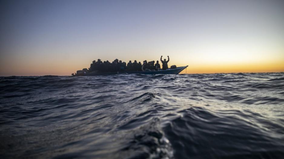 Στο λιμάνι Λάρνακας οδηγήθηκε βάρκα με 37 μετανάστες