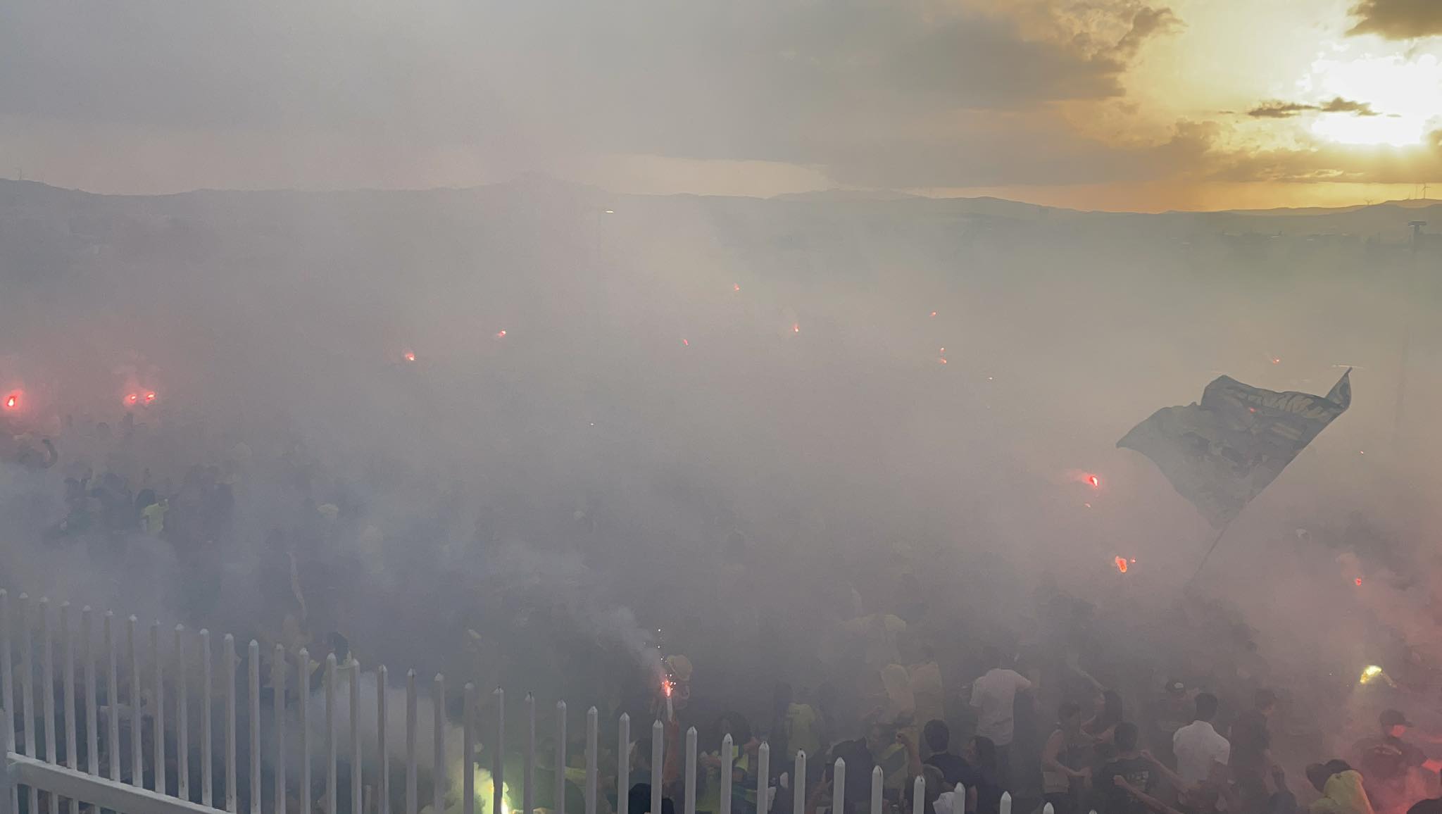 Χαμός μετά το γκολ της ΑΕΚ (ΒΙΝΤΕΟ)