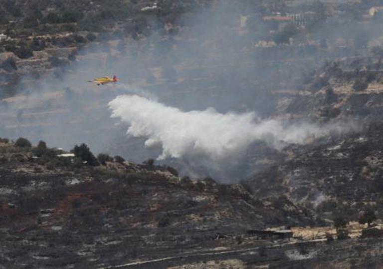 Δυο ελικόπτερα από Ιορδανία με 18μελές πλήρωμα ενισχύουν την πυρόσβεση στην Κύπρο