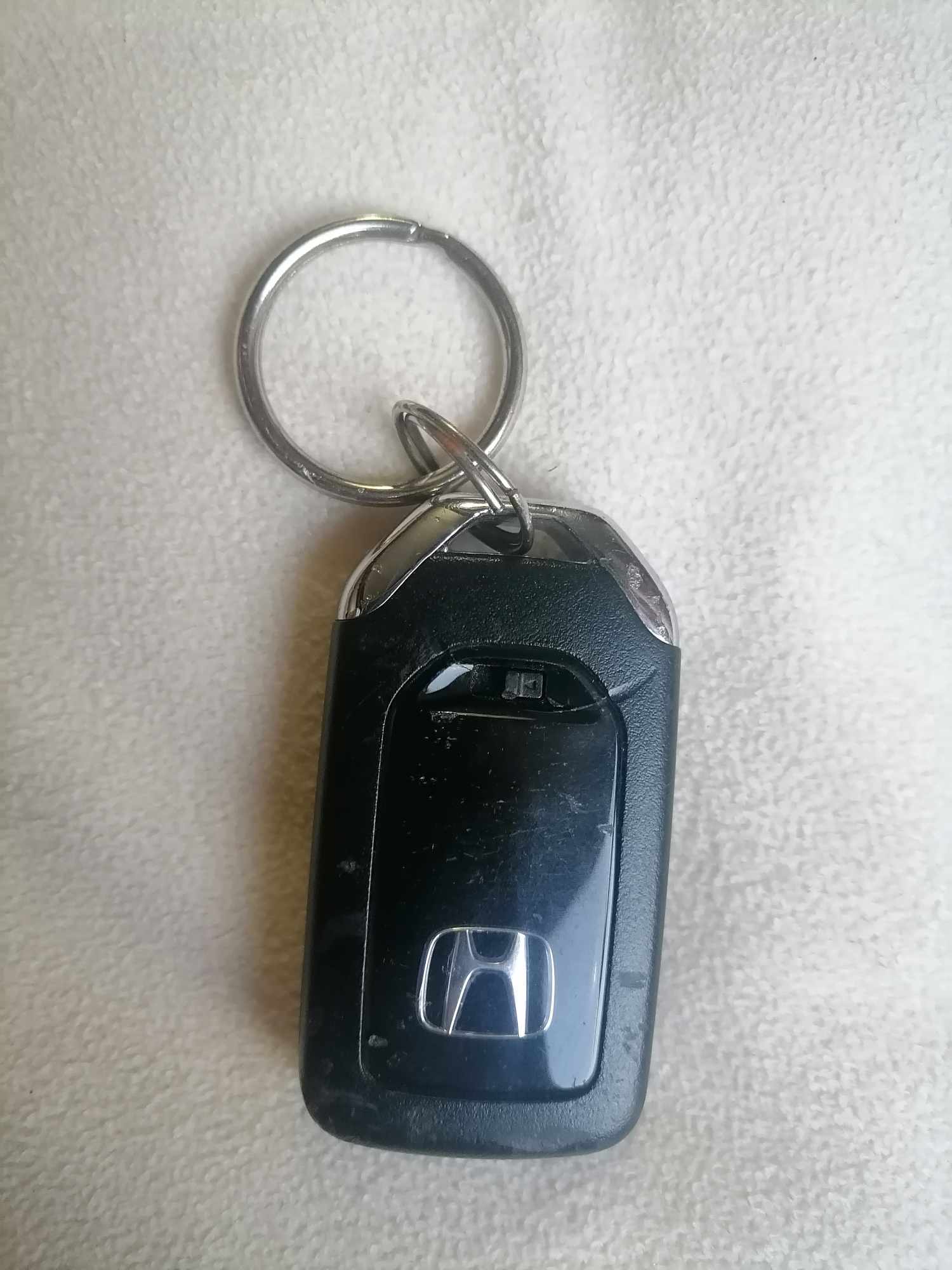 Βρέθηκε κλειδί αυτοκινήτου Honda στον κυκλικό κόμβο παρά την βιομηχανική περιοχή Αραδίππου