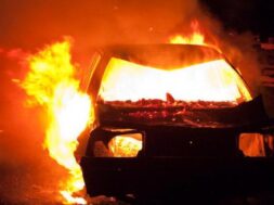 burning_car660