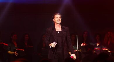 nikos_oikonomopoulos_official_1700571520_3240951271752198596_2070638388