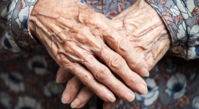 old-womans-hands