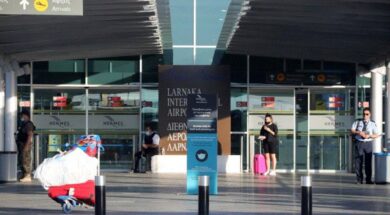 ΑΕΡΟΔΡΟΜΙΟ ΛΑΡΝΑΚΑΣ ΑΦΙΞΕΙΣ