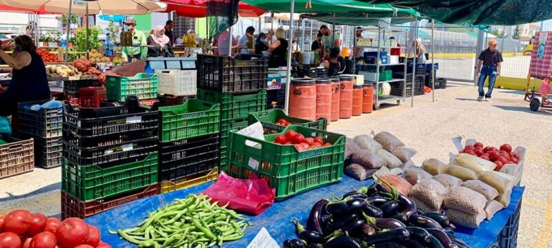 pazar-halk-pazari-portolagos-110721